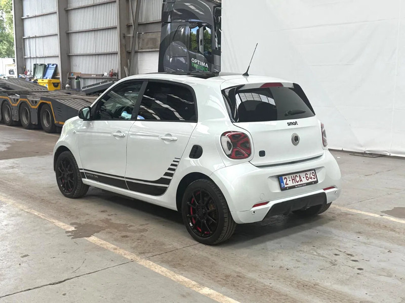 Smart Forfour ONE EQ / 100% ELECTRIC / BRABUS ALLOY WHEELS /EDITION ONE - Auto: pilt 3 Smart Forfour ONE EQ / 100% ELECTRIC / BRABUS ALLOY WHEELS /EDITION ONE - Auto: pilt 3