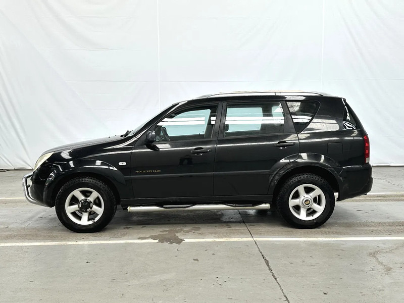 SsangYong Rexton AIRCO / LEATHER / MOTEUR MERCEDES - MERCEDES MOTOR - Maastur: pilt 2 SsangYong Rexton AIRCO / LEATHER / MOTEUR MERCEDES - MERCEDES MOTOR - Maastur: pilt 2