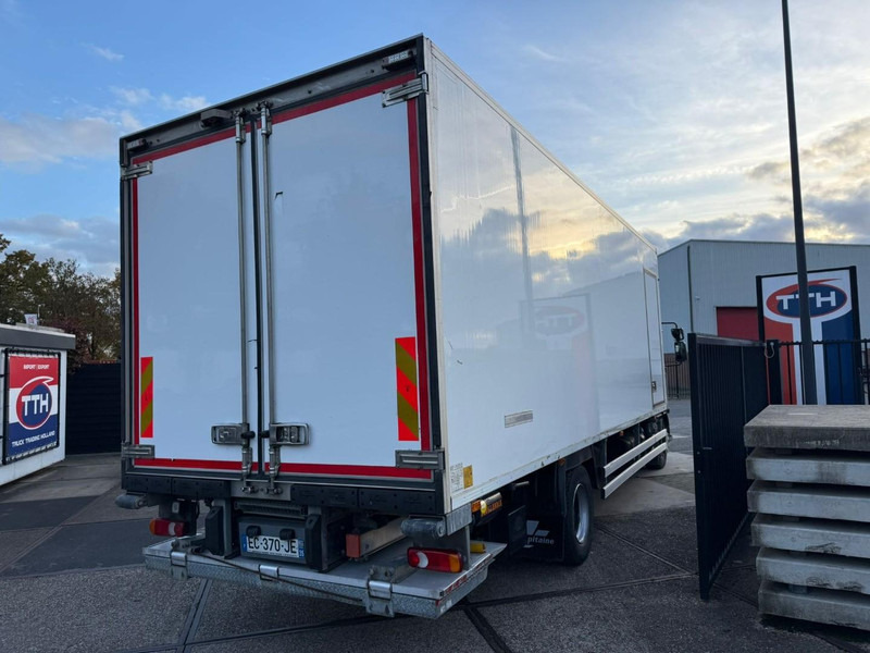 Renault D210.14 Frigobox Multitemp + Taillift THERMO KING T800R - Külmutiga veoauto: pilt 3 Renault D210.14 Frigobox Multitemp + Taillift THERMO KING T800R - Külmutiga veoauto: pilt 3