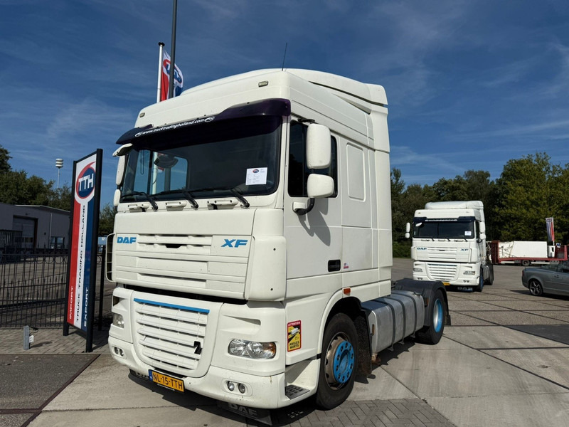 DAF XF105.460 SpaceCab Intarder 2x Fueltank - Sadulveok: pilt 2 DAF XF105.460 SpaceCab Intarder 2x Fueltank - Sadulveok: pilt 2