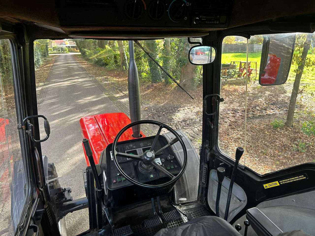 Traktor 1992 CASE INTERNATIONAL 845 844 XLA PLUS ALL-WHEEL DRIVE FARM TRACTOR: pilt 6 Traktor 1992 CASE INTERNATIONAL 845 844 XLA PLUS ALL-WHEEL DRIVE FARM TRACTOR: pilt 6