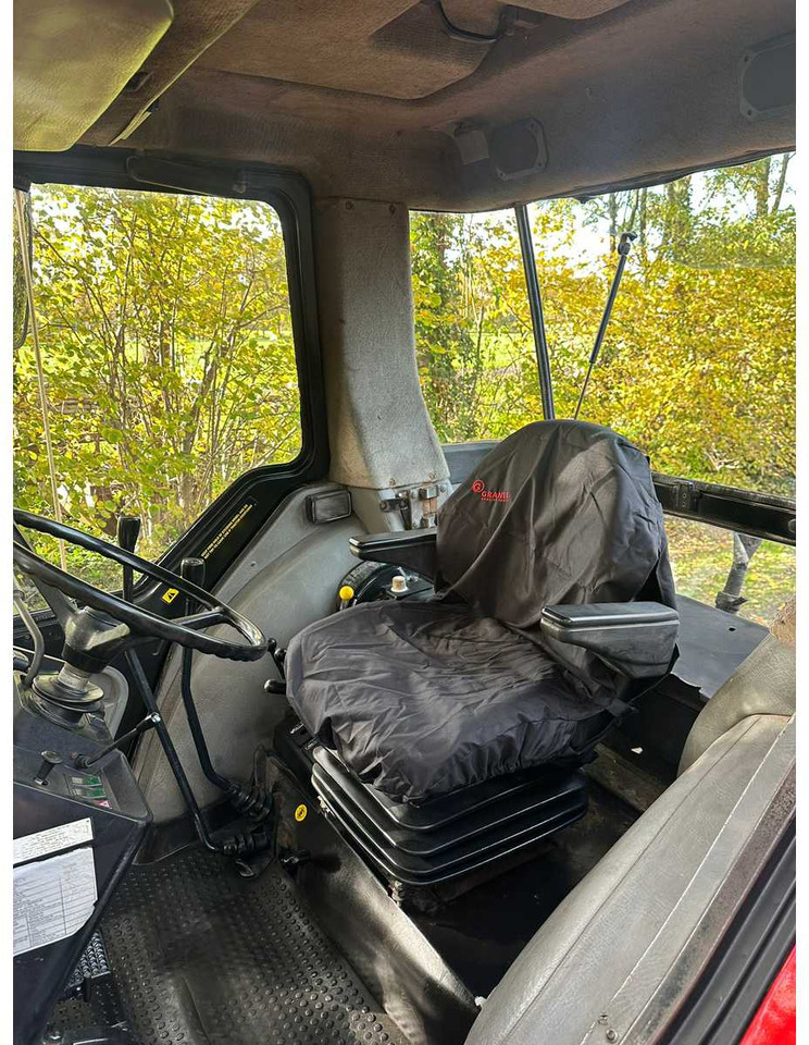 Traktor 1992 CASE INTERNATIONAL 845 844 XLA PLUS ALL-WHEEL DRIVE FARM TRACTOR: pilt 9 Traktor 1992 CASE INTERNATIONAL 845 844 XLA PLUS ALL-WHEEL DRIVE FARM TRACTOR: pilt 9