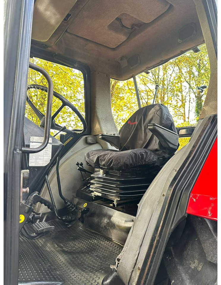 Traktor 1992 CASE INTERNATIONAL 845 844 XLA PLUS ALL-WHEEL DRIVE FARM TRACTOR: pilt 7 Traktor 1992 CASE INTERNATIONAL 845 844 XLA PLUS ALL-WHEEL DRIVE FARM TRACTOR: pilt 7