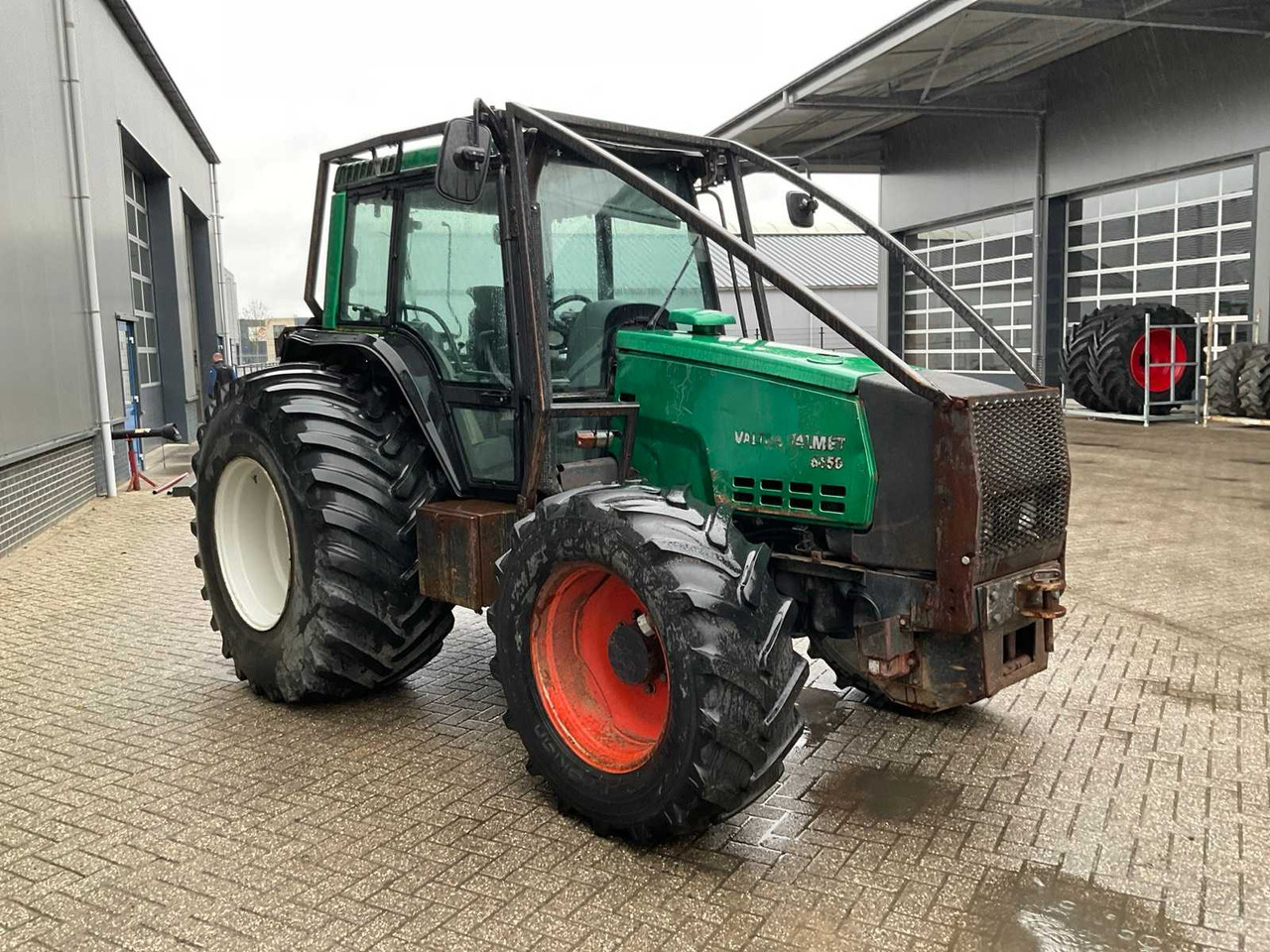 2000 VALTRA-VALMET 6650 HITECH TWINTRAC ALL-WHEEL DRIVE FARM TRACTOR - Traktor: pilt 4 2000 VALTRA-VALMET 6650 HITECH TWINTRAC ALL-WHEEL DRIVE FARM TRACTOR - Traktor: pilt 4