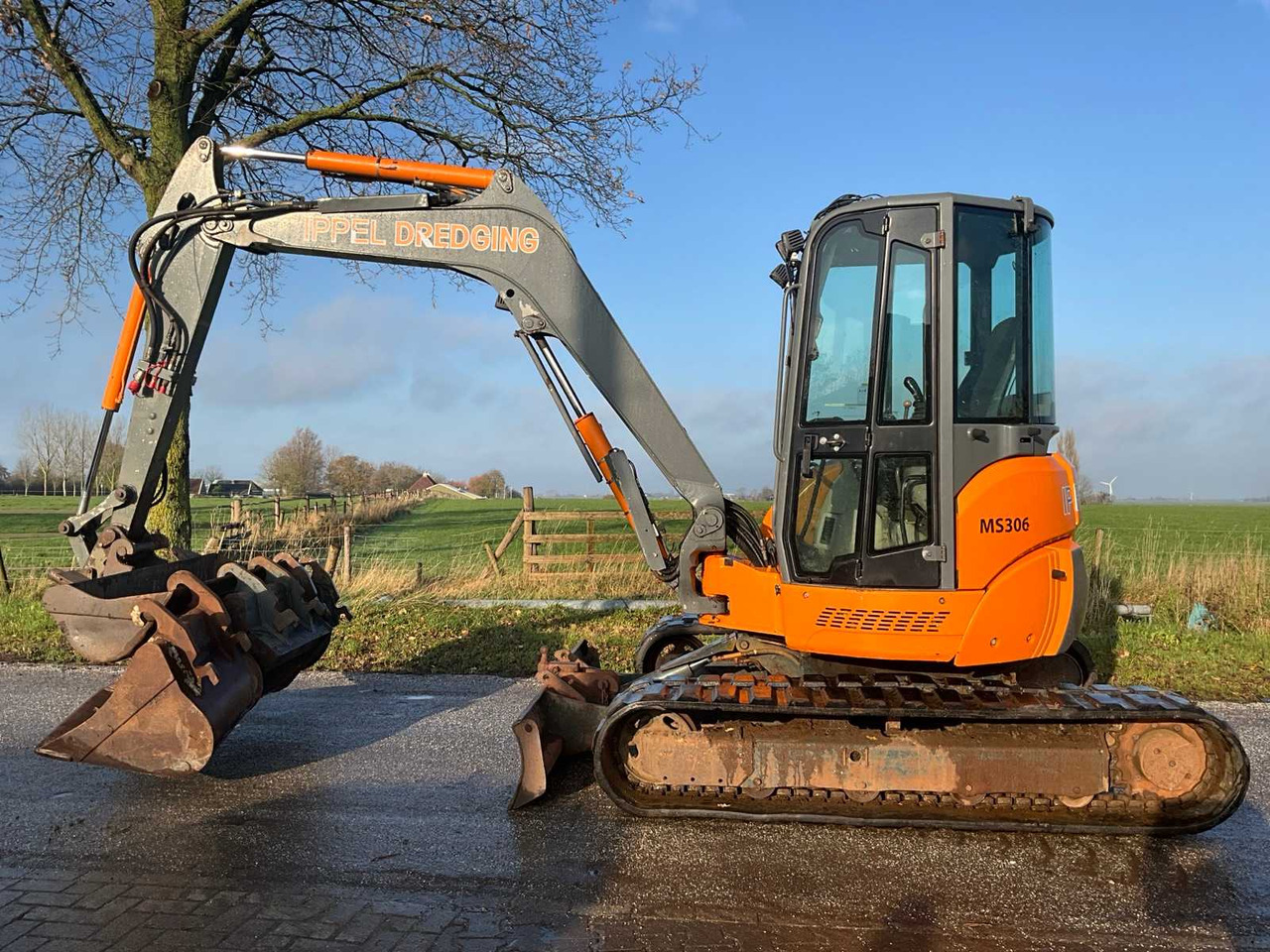 2002 YANMAR V1055 CRAWLER EXCAVATOR - Ekskavaator: pilt 4 2002 YANMAR V1055 CRAWLER EXCAVATOR - Ekskavaator: pilt 4