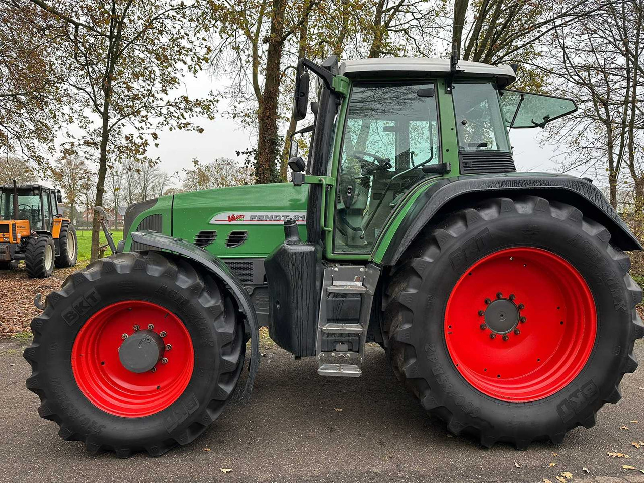 2006 FENDT 818 VARIO TMS ALL-WHEEL DRIVE FARM TRACTOR - Traktor: pilt 4 2006 FENDT 818 VARIO TMS ALL-WHEEL DRIVE FARM TRACTOR - Traktor: pilt 4