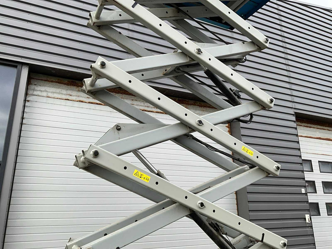 Platvorm 2006 GENIE GS-3246 AERIAL PLATFORM: pilt 6