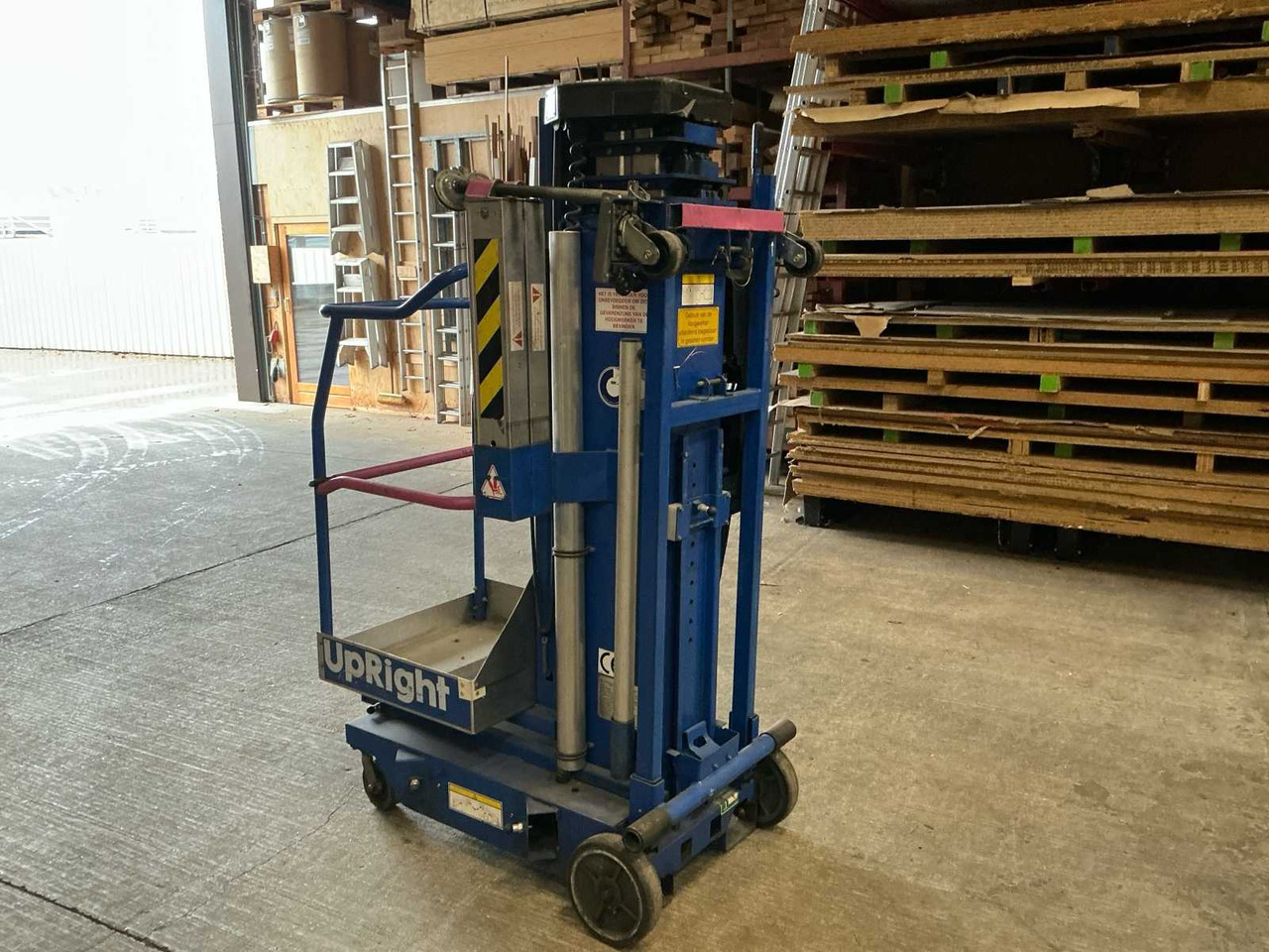 2007 UPRIGHT LL25 A-C AERIAL WORK PLATFORM - Platvorm: pilt 3 2007 UPRIGHT LL25 A-C AERIAL WORK PLATFORM - Platvorm: pilt 3