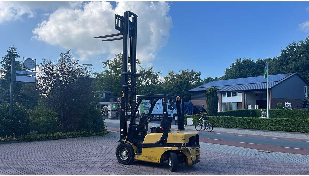 2012 YALE GDP35VX FORKLIFT - Kahveltõstuk: pilt 4 2012 YALE GDP35VX FORKLIFT - Kahveltõstuk: pilt 4