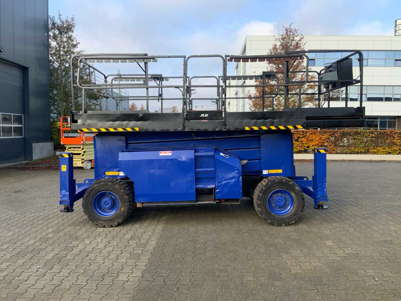 2015 JLG 4394RT SCISSOR LIFT - Platvorm: pilt 2 2015 JLG 4394RT SCISSOR LIFT - Platvorm: pilt 2