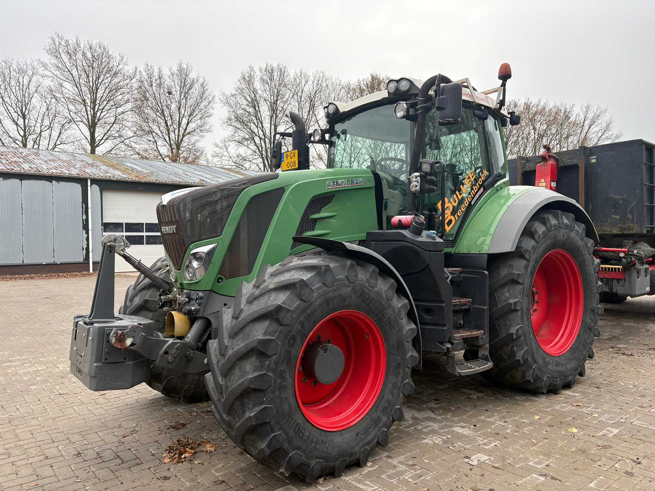 2016 FENDT 828 VARIO S4 PROFI PLUS RUFA ALL-WHEEL DRIVE FARM TRACTOR - Traktor: pilt 1 2016 FENDT 828 VARIO S4 PROFI PLUS RUFA ALL-WHEEL DRIVE FARM TRACTOR - Traktor: pilt 1