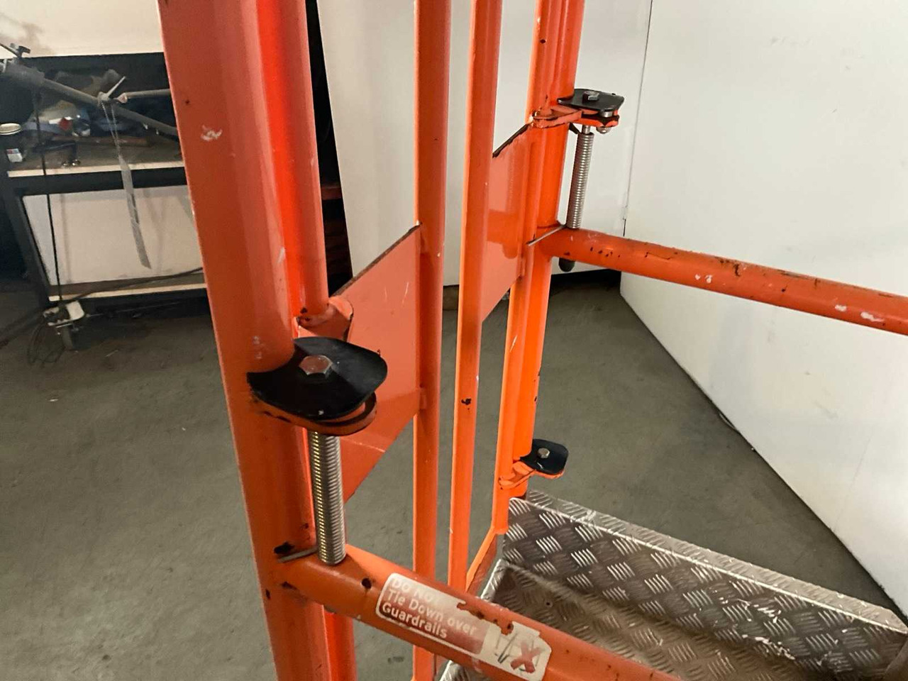 2017 JLG ECOLIFT 50 PASSENGER LIFT 3,5M MANUAL - Platvorm: pilt 2 2017 JLG ECOLIFT 50 PASSENGER LIFT 3,5M MANUAL - Platvorm: pilt 2