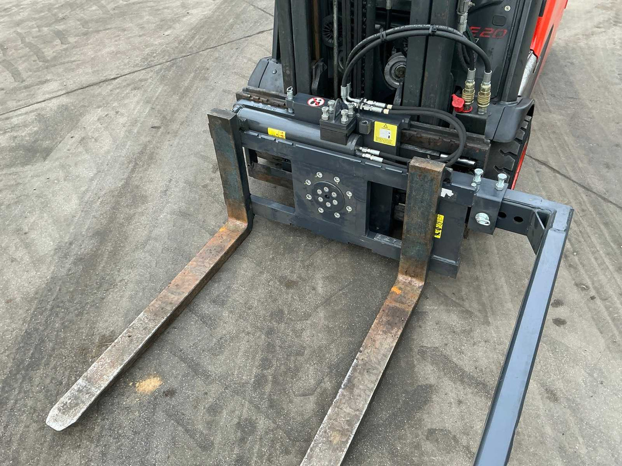 Kahveltõstuk 2017 LINDE E20PL-02 FORKLIFT: pilt 18