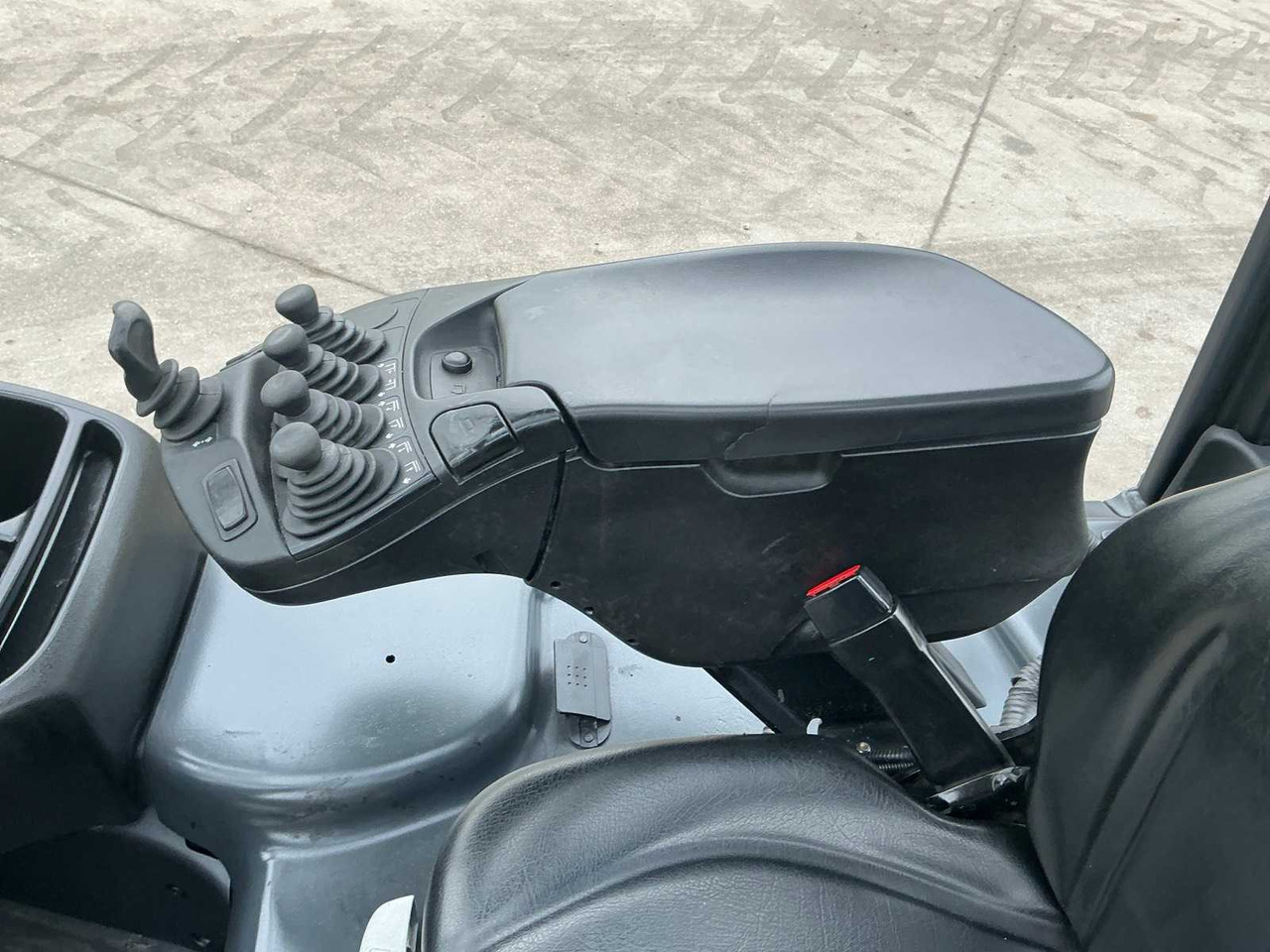 Kahveltõstuk 2017 LINDE E20PL-02 FORKLIFT: pilt 28