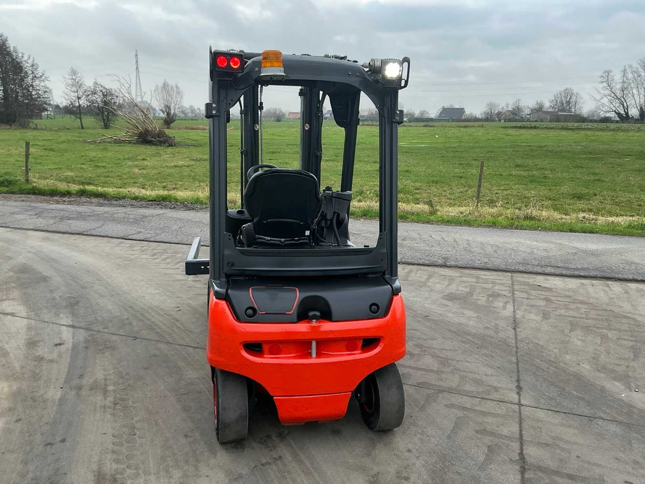 Kahveltõstuk 2017 LINDE E20PL-02 FORKLIFT: pilt 14