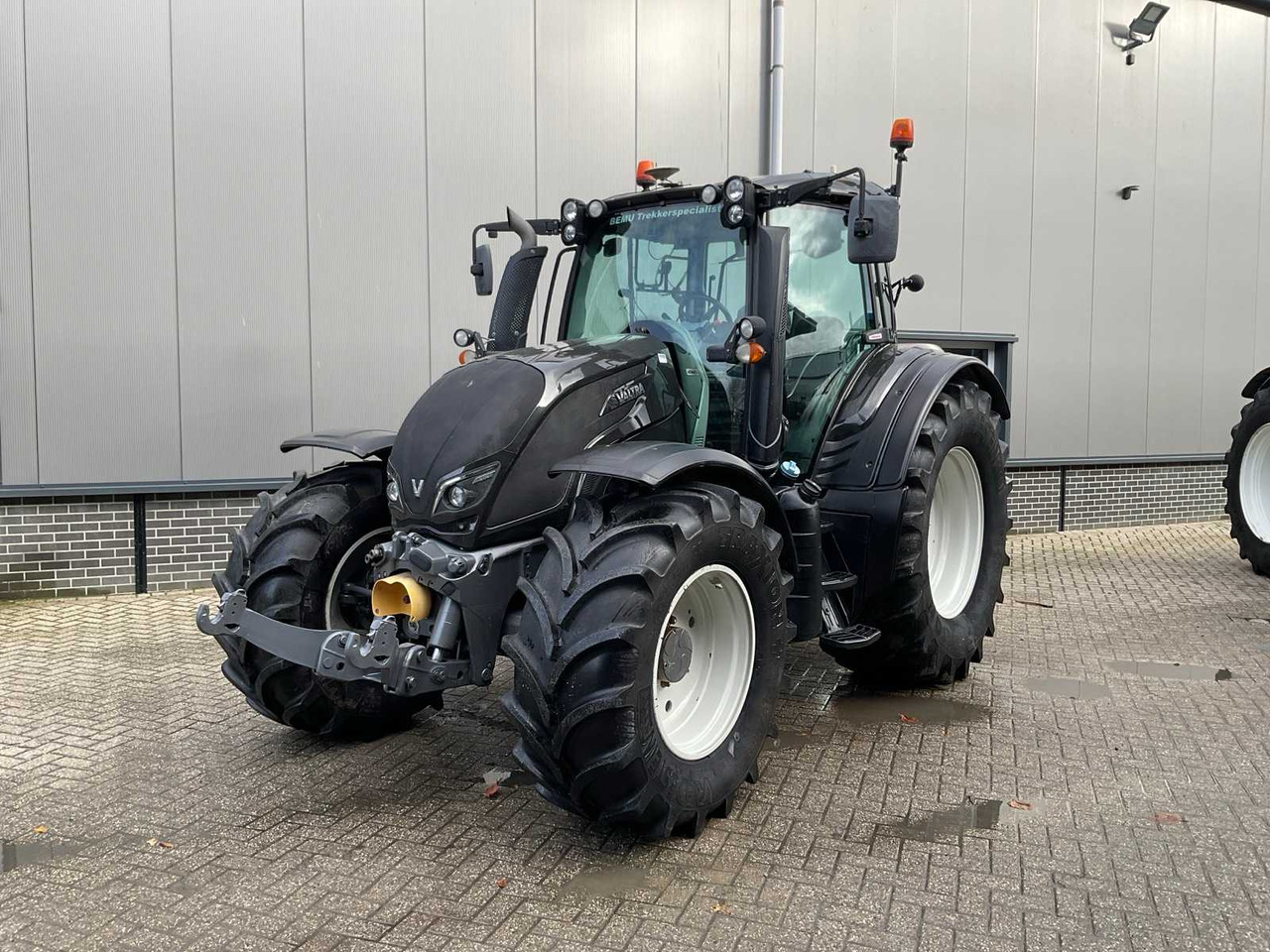 2017 VALTRA N174 DIRECT ALL-WHEEL DRIVE FARM TRACTOR - Traktor: pilt 2 2017 VALTRA N174 DIRECT ALL-WHEEL DRIVE FARM TRACTOR - Traktor: pilt 2