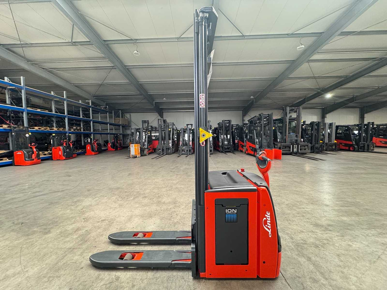 2018 SERVICE +UVV 09/2026 LINDE L14 LITHIUM LI-ION 1,400KG PALLET TRUCK ANT 2,765 HOURS - Kahveltõstuk: pilt 2 2018 SERVICE +UVV 09/2026 LINDE L14 LITHIUM LI-ION 1,400KG PALLET TRUCK ANT 2,765 HOURS - Kahveltõstuk: pilt 2