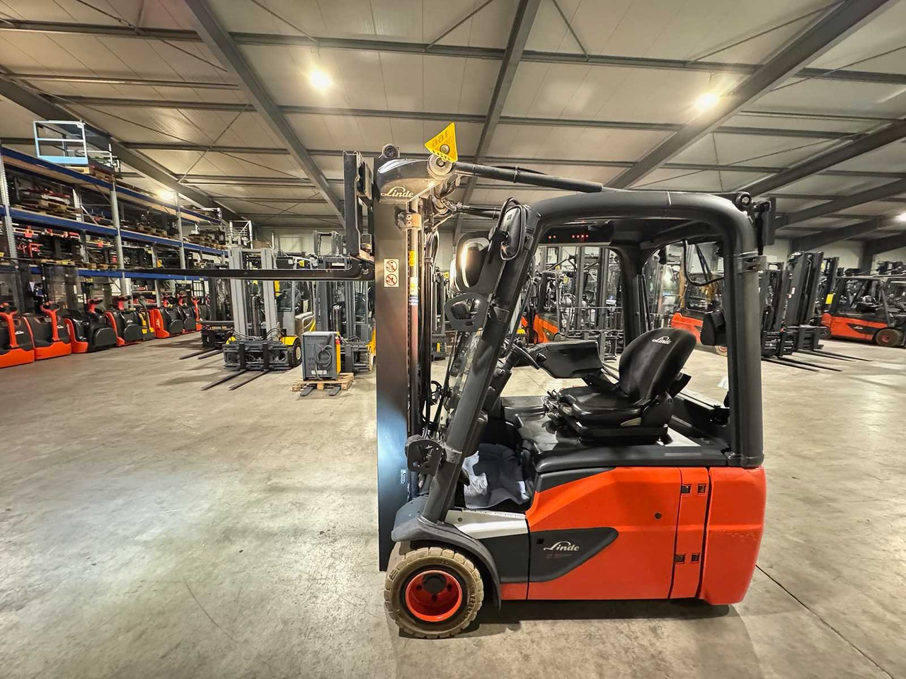 2018 SERVICE+UVV 10/2026 LINDE E18 EVO 1,800KG DUPLEX FREE LIFT ELECTRIC FORKLIFT 4,467 HOURS E20 E16 - Kahveltõstuk: pilt 5 2018 SERVICE+UVV 10/2026 LINDE E18 EVO 1,800KG DUPLEX FREE LIFT ELECTRIC FORKLIFT 4,467 HOURS E20 E16 - Kahveltõstuk: pilt 5