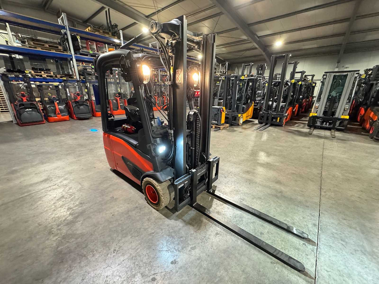 2018 SERVICE+UVV 10/2026 LINDE E18 EVO 1,800KG DUPLEX FREE LIFT ELECTRIC FORKLIFT 4,467 HOURS E20 E16 - Kahveltõstuk: pilt 2 2018 SERVICE+UVV 10/2026 LINDE E18 EVO 1,800KG DUPLEX FREE LIFT ELECTRIC FORKLIFT 4,467 HOURS E20 E16 - Kahveltõstuk: pilt 2