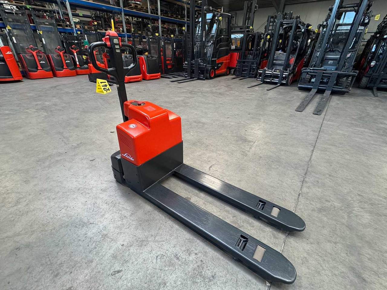 2018 SERVICE +UVV 12/2026 LINDE MT15 1.500KG PALLET TRUCK ANT STACKER - Kahveltõstuk: pilt 2 2018 SERVICE +UVV 12/2026 LINDE MT15 1.500KG PALLET TRUCK ANT STACKER - Kahveltõstuk: pilt 2