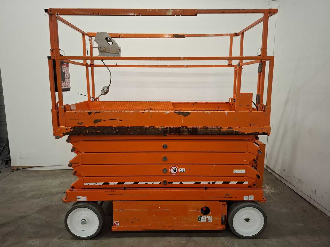 2018 SKYJACK SJ4632 AERIAL PLATFORM - Platvorm: pilt 3 2018 SKYJACK SJ4632 AERIAL PLATFORM - Platvorm: pilt 3