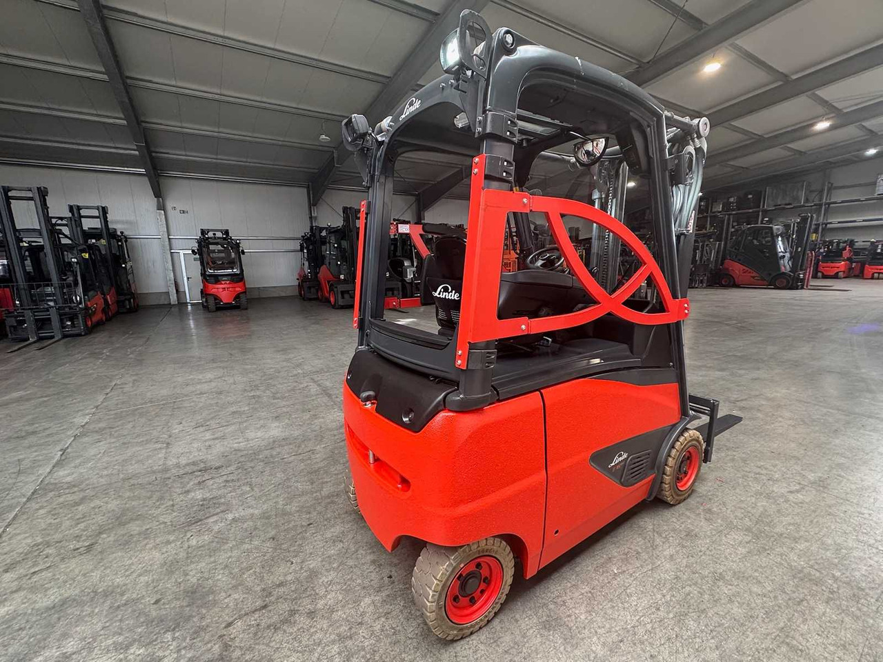 2020 SERVICE + UVV 07/2026 LINDE E16PH-02 EVO 1,600 KG FREE LIFT 4,675 HOURS - Kahveltõstuk: pilt 4 2020 SERVICE + UVV 07/2026 LINDE E16PH-02 EVO 1,600 KG FREE LIFT 4,675 HOURS - Kahveltõstuk: pilt 4
