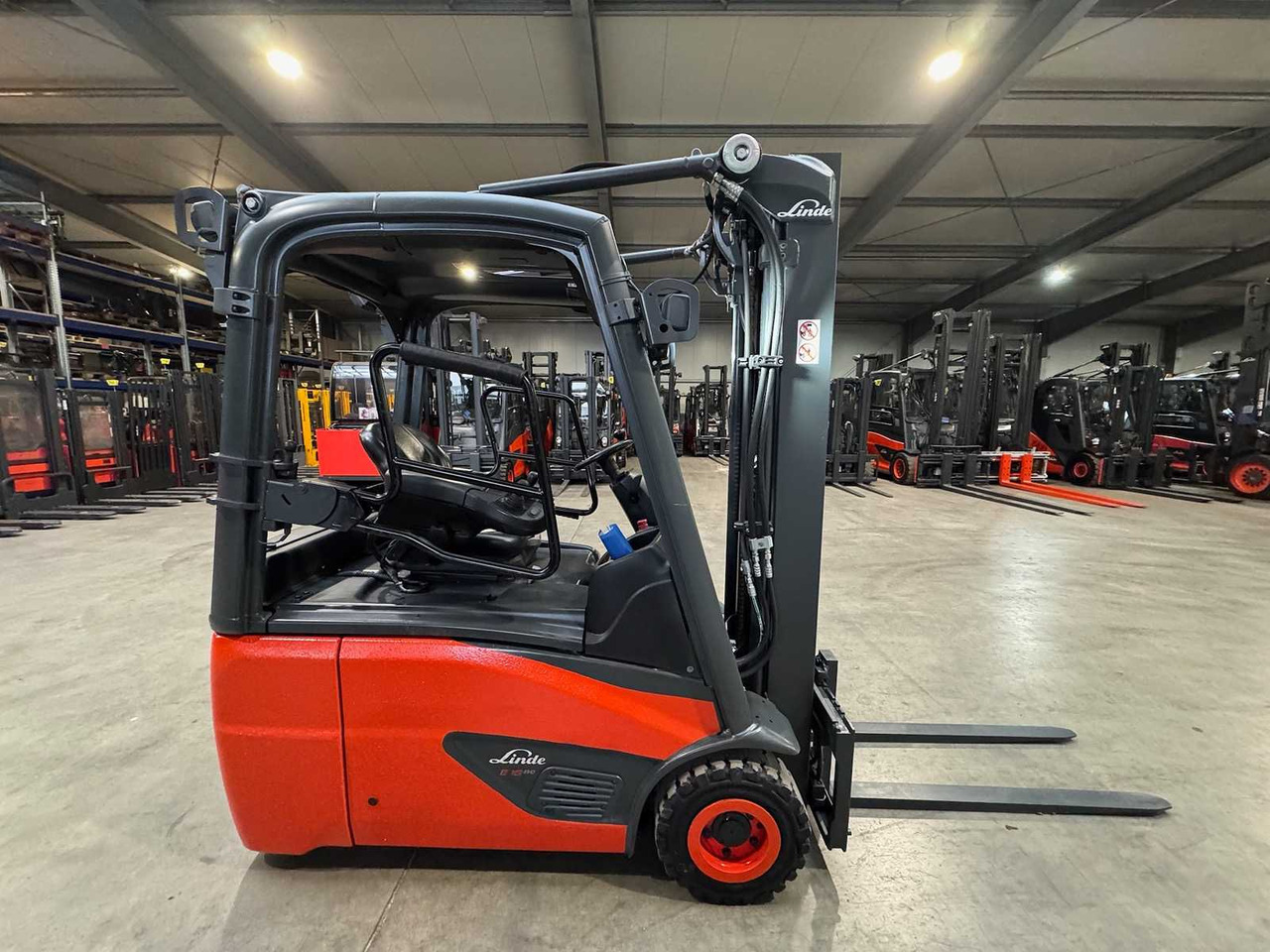 2020 SERVICE + UVV 12 / 2026 LINDE E16-02 EVO 1.600KG TRIPLEX 462CM - Kahveltõstuk: pilt 5 2020 SERVICE + UVV 12 / 2026 LINDE E16-02 EVO 1.600KG TRIPLEX 462CM - Kahveltõstuk: pilt 5