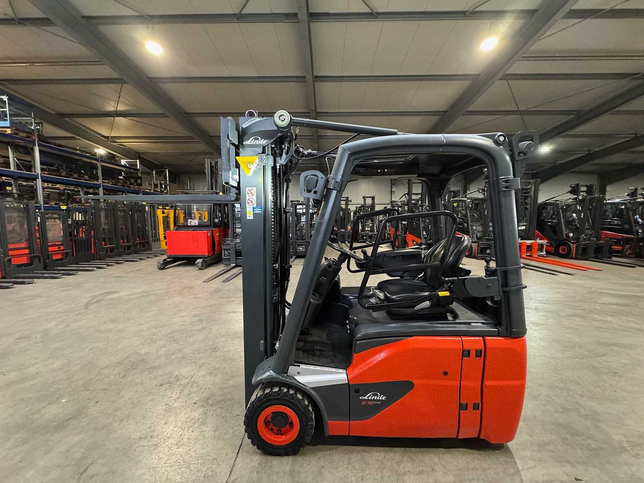 2020 SERVICE + UVV 12 / 2026 LINDE E16-02 EVO 1.600KG TRIPLEX 462CM - Kahveltõstuk: pilt 1 2020 SERVICE + UVV 12 / 2026 LINDE E16-02 EVO 1.600KG TRIPLEX 462CM - Kahveltõstuk: pilt 1