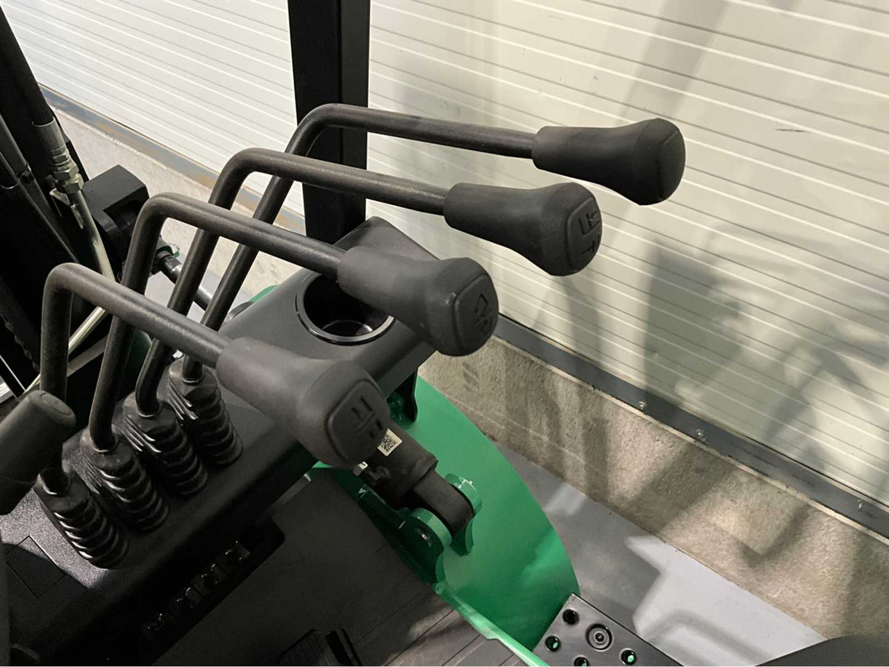 Kahveltõstuk 2025 EP EFXZ-H 3000KG FORKLIFT LED DISPLAY: pilt 16 Kahveltõstuk 2025 EP EFXZ-H 3000KG FORKLIFT LED DISPLAY: pilt 16