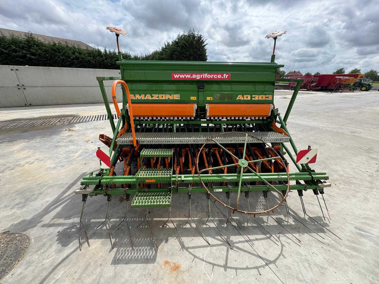 Täppiskülvimasin Amazone AD303 + KG303: pilt 6