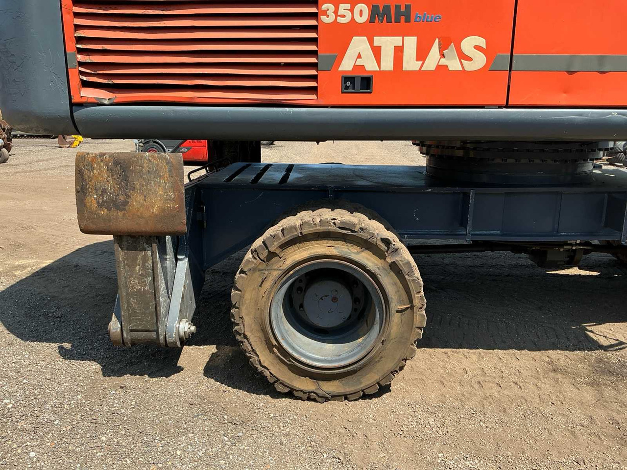 Atlas 350MH - Autokraana: pilt 4 Atlas 350MH - Autokraana: pilt 4