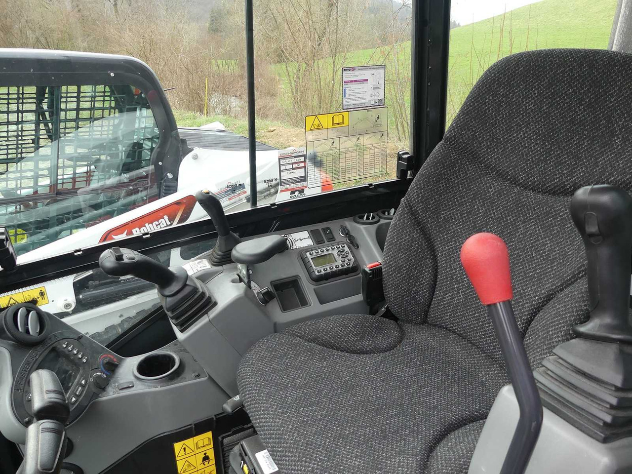 Miniekskavaator BOBCAT E27Z: pilt 21