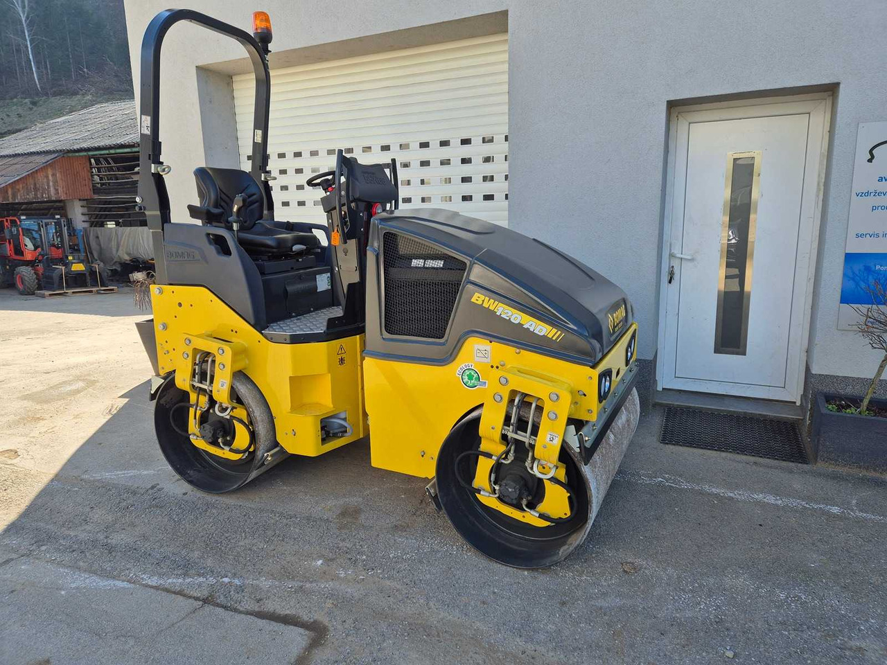 BOMAG BW 120 AD-5 - Teerull: pilt 2 BOMAG BW 120 AD-5 - Teerull: pilt 2