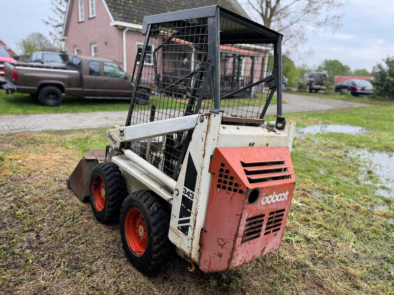 Bobcat 343 Skidsteer - Kompaktlaadur: pilt 5 Bobcat 343 Skidsteer - Kompaktlaadur: pilt 5