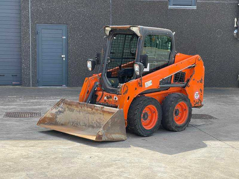 Bobcat S450 - Kompaktlaadur: pilt 1 Bobcat S450 - Kompaktlaadur: pilt 1