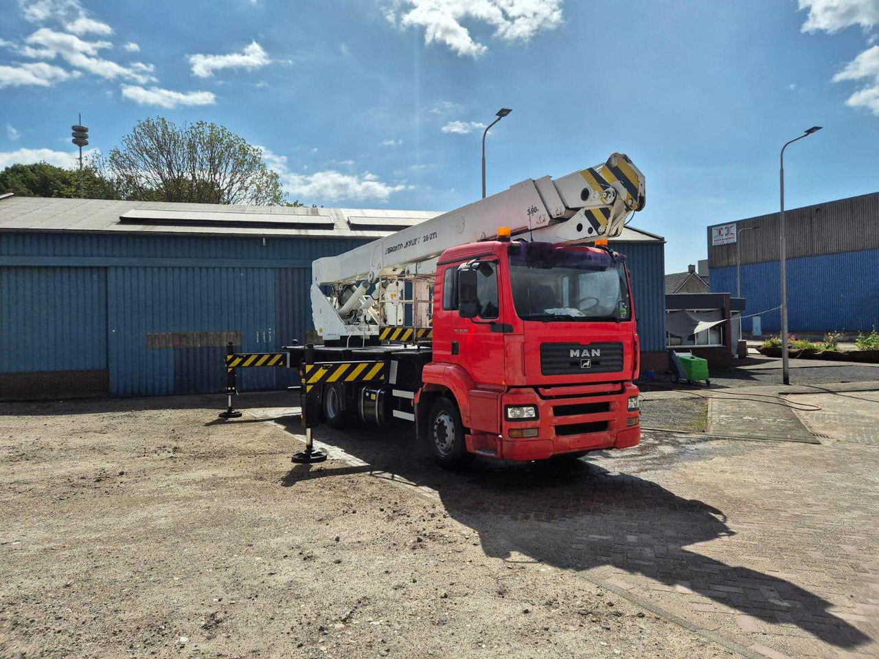 Bronto skylift 28m-2ti hylift - Platvorm: pilt 4 Bronto skylift 28m-2ti hylift - Platvorm: pilt 4