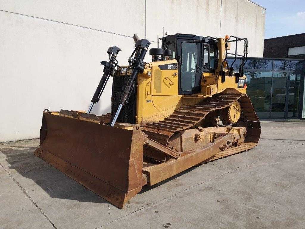 CATERPILLAR D6T LGP - Buldooser: pilt 2 CATERPILLAR D6T LGP - Buldooser: pilt 2