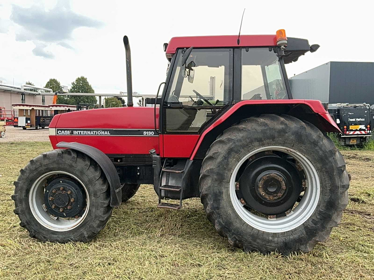 Traktor Case international 5130: pilt 8