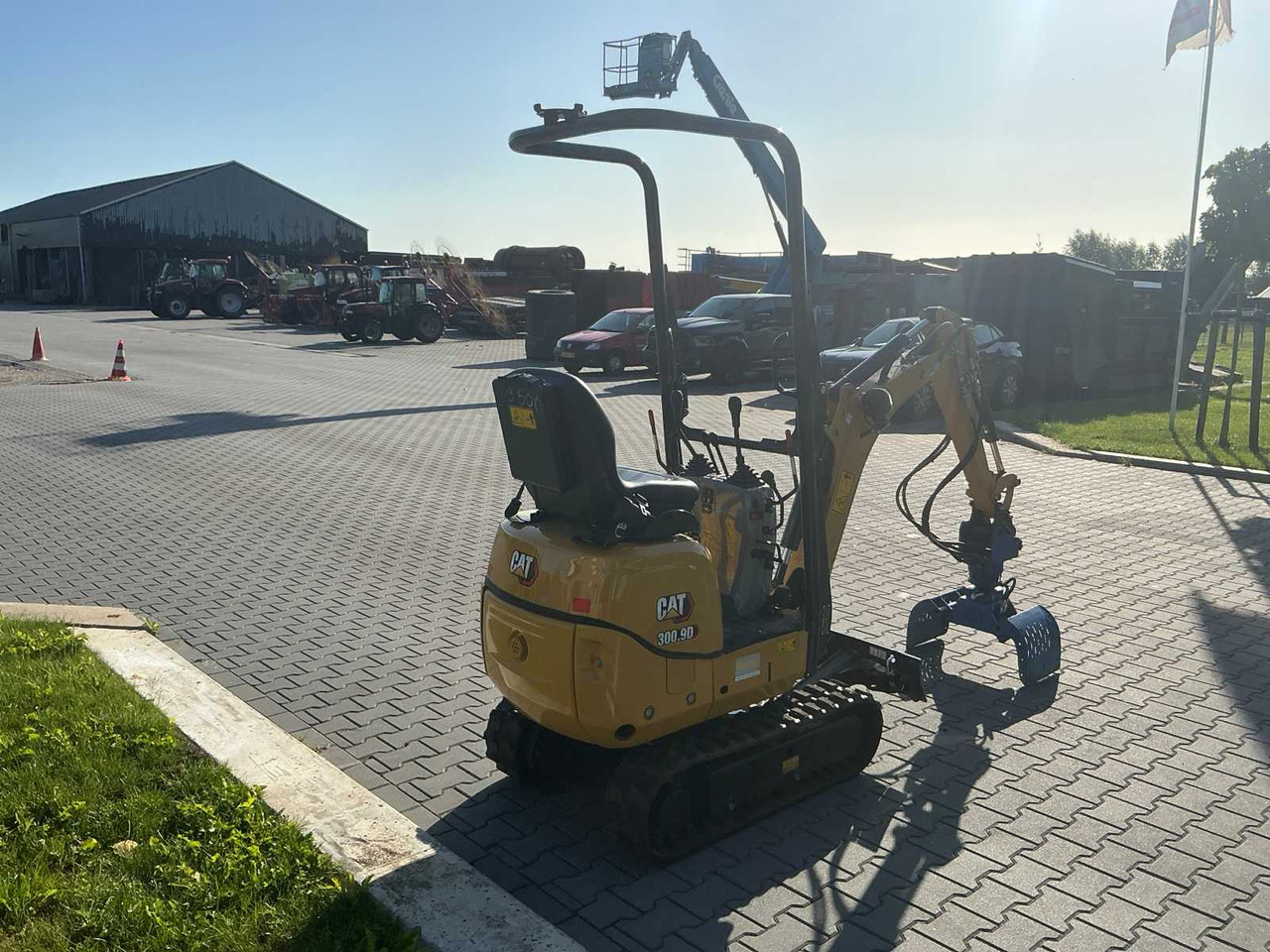 Cat 300.9D - Miniekskavaator: pilt 3 Cat 300.9D - Miniekskavaator: pilt 3