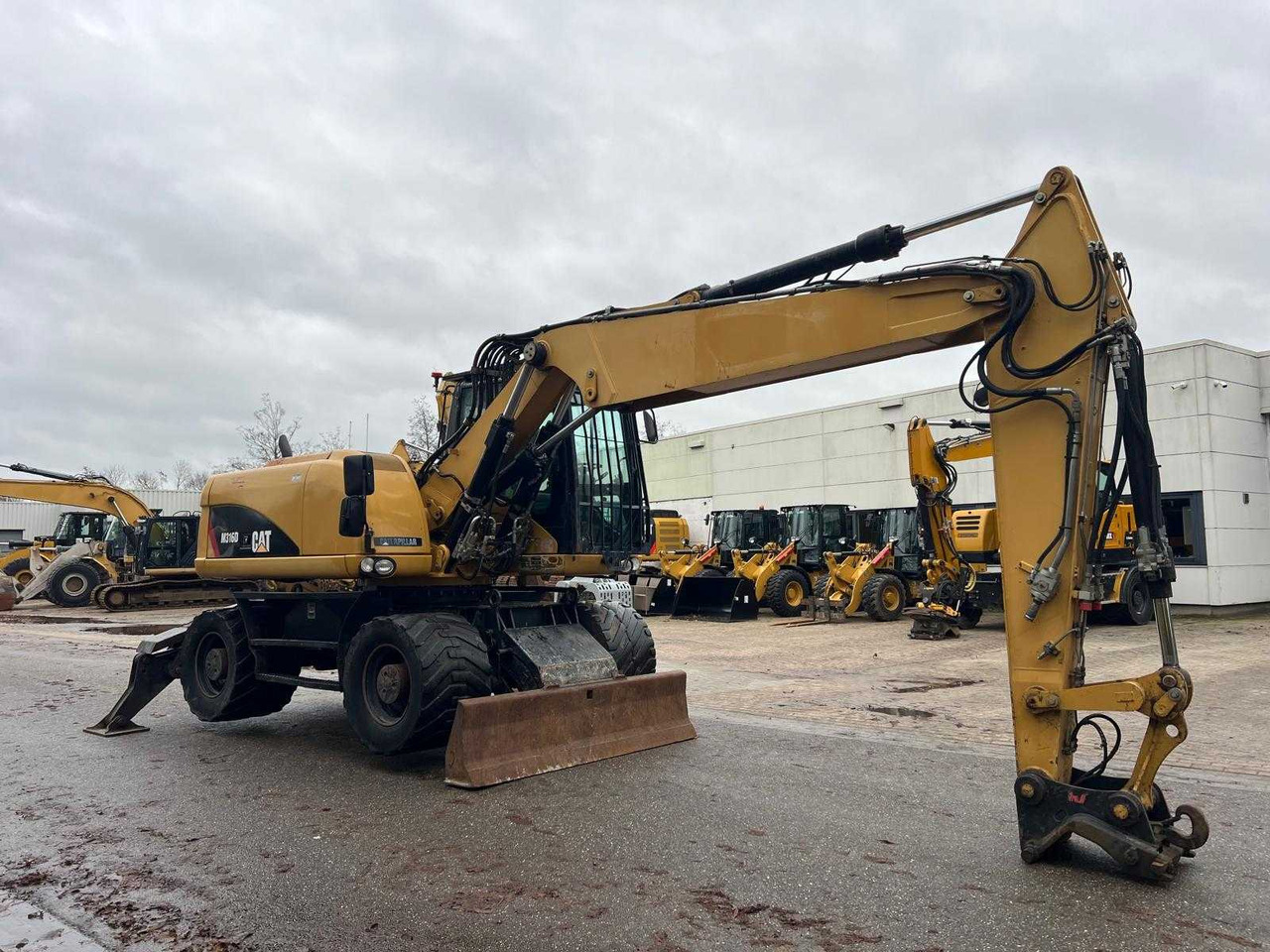 Caterpillar M316D - Ratastel ekskavaator: pilt 3 Caterpillar M316D - Ratastel ekskavaator: pilt 3