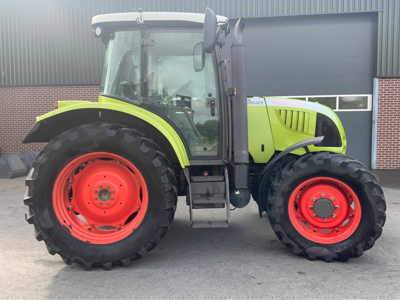 Claas Ares 557 ATZ - Traktor: pilt 3 Claas Ares 557 ATZ - Traktor: pilt 3