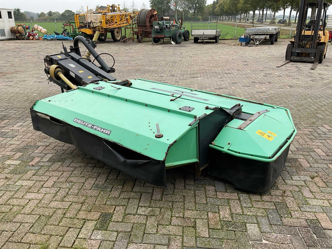 Deutz-Fahr KM 5.29 - Hooldusniiduk/ Multšer: pilt 4 Deutz-Fahr KM 5.29 - Hooldusniiduk/ Multšer: pilt 4