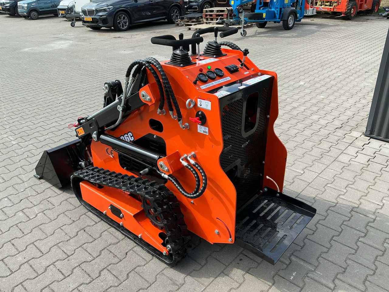 EGN EG36C MINI LOADER / SKID STEER LOADER ON TRACKS - Kompaktroomiklaadur: pilt 5 EGN EG36C MINI LOADER / SKID STEER LOADER ON TRACKS - Kompaktroomiklaadur: pilt 5