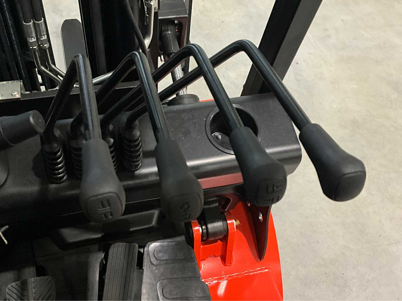 Kahveltõstuk EP - 2025 - EFL 252 X - FORKLIFT TRUCK: pilt 13 Kahveltõstuk EP - 2025 - EFL 252 X - FORKLIFT TRUCK: pilt 13