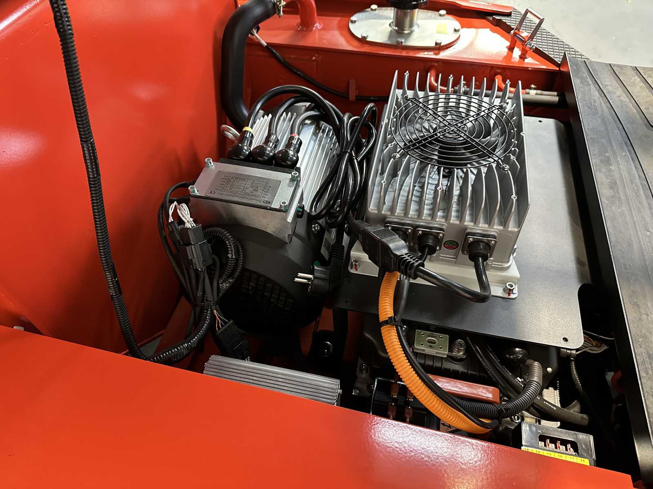 Kahveltõstuk EP - EFL 252 X - FORK POSITIONER, SIDESHIFT, TRIPLEX, FORKLIFT 2025: pilt 11