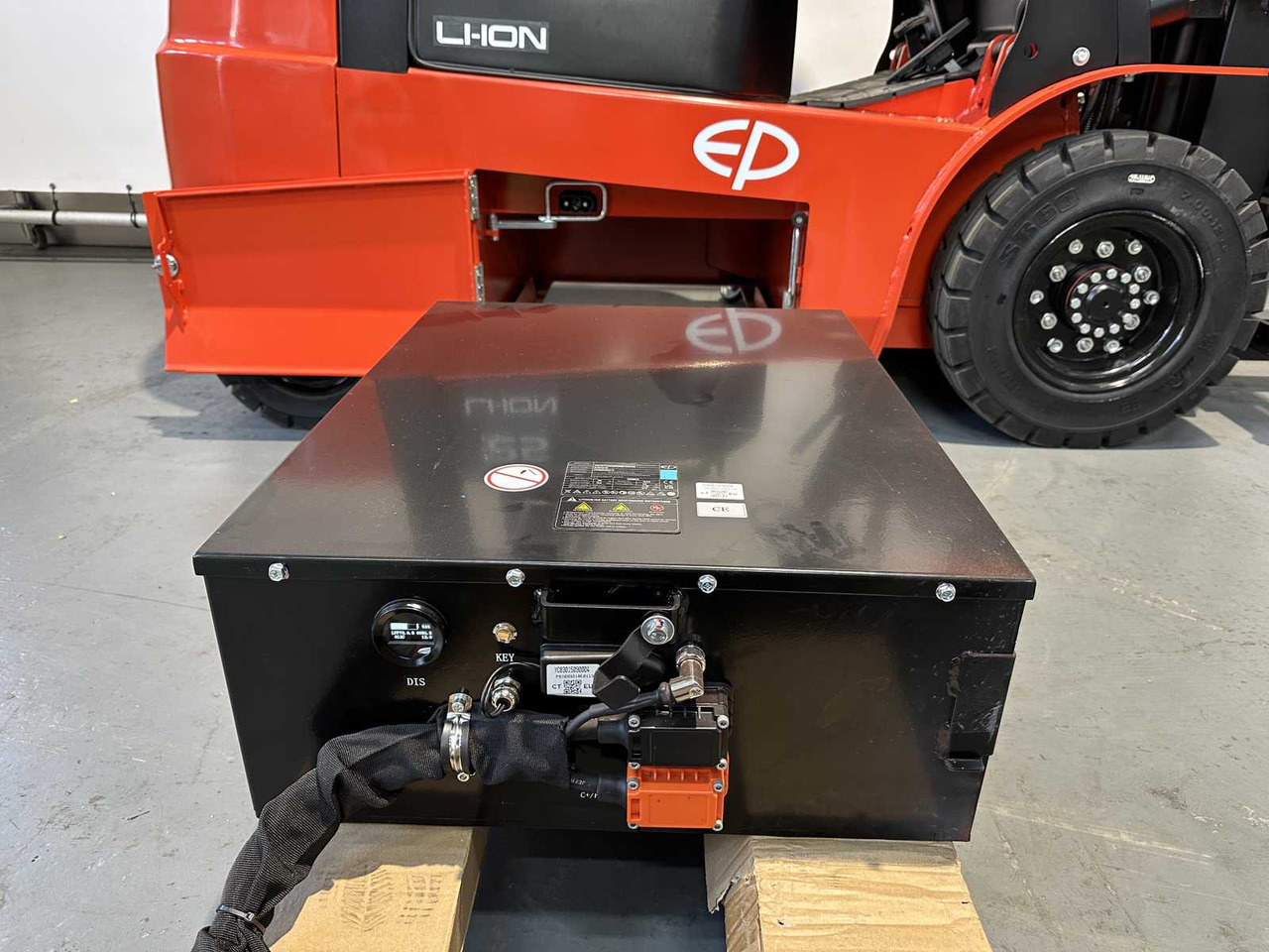 Kahveltõstuk EP - EFL 252 X - FORK POSITIONER, SIDESHIFT, TRIPLEX, FORKLIFT 2025: pilt 21