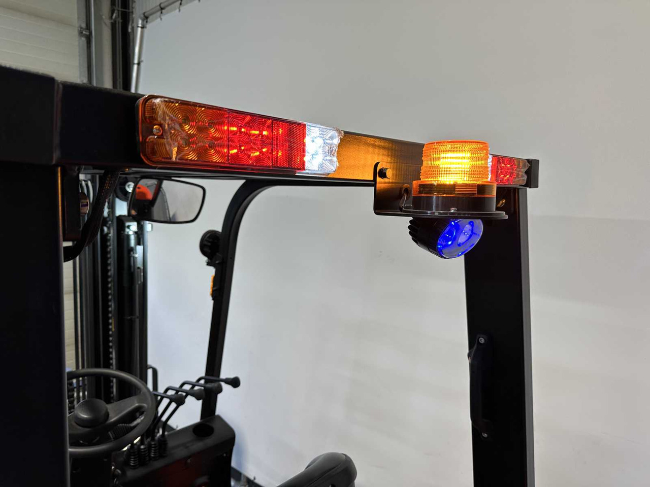 Kahveltõstuk EP - EFL 252 X - FORK POSITIONER, SIDESHIFT, TRIPLEX, FORKLIFT 2025: pilt 27