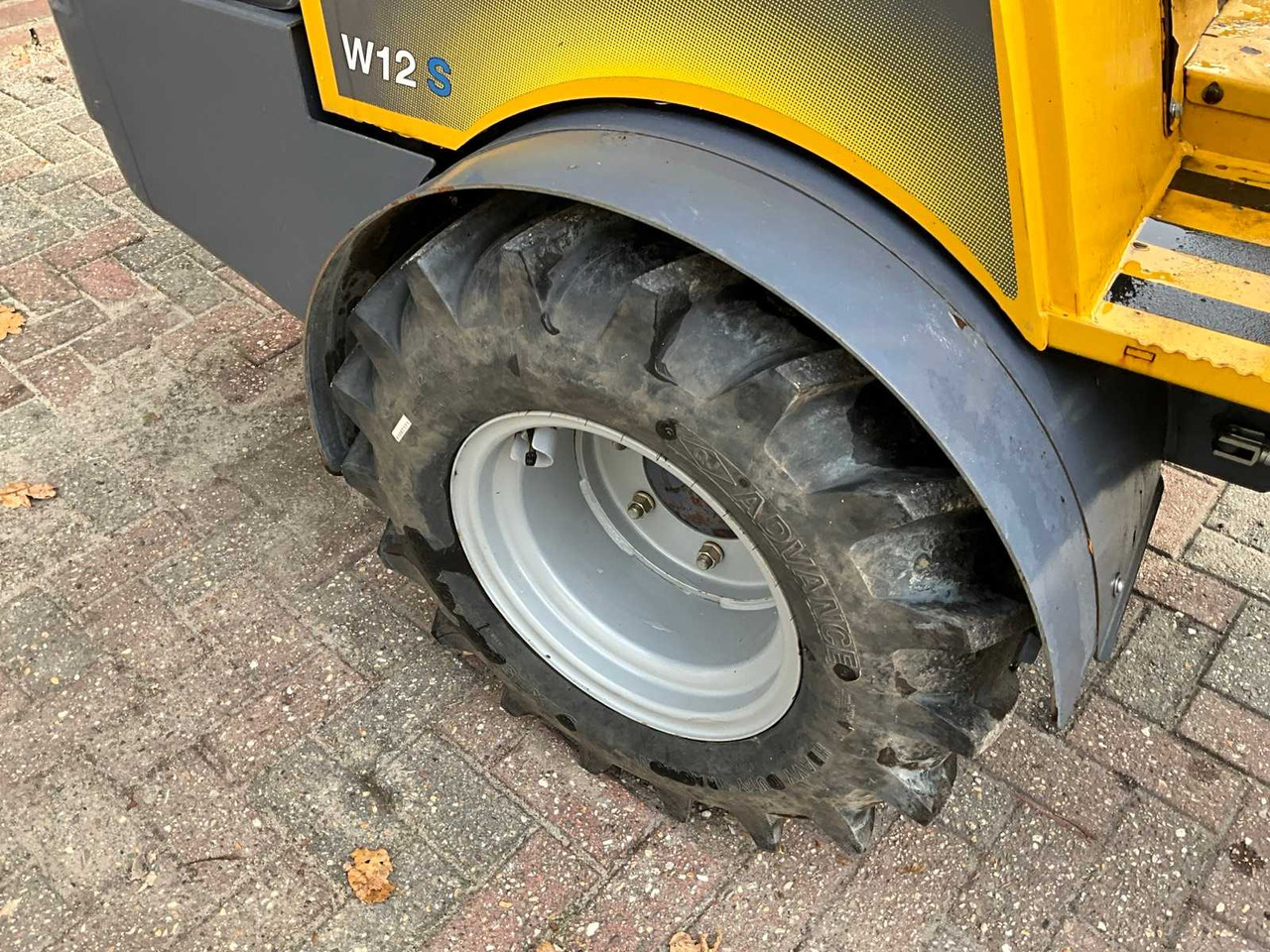 Rataslaadur Eurotrac 2020 EUROTRAC W12S SHOVEL: pilt 16 Rataslaadur Eurotrac 2020 EUROTRAC W12S SHOVEL: pilt 16