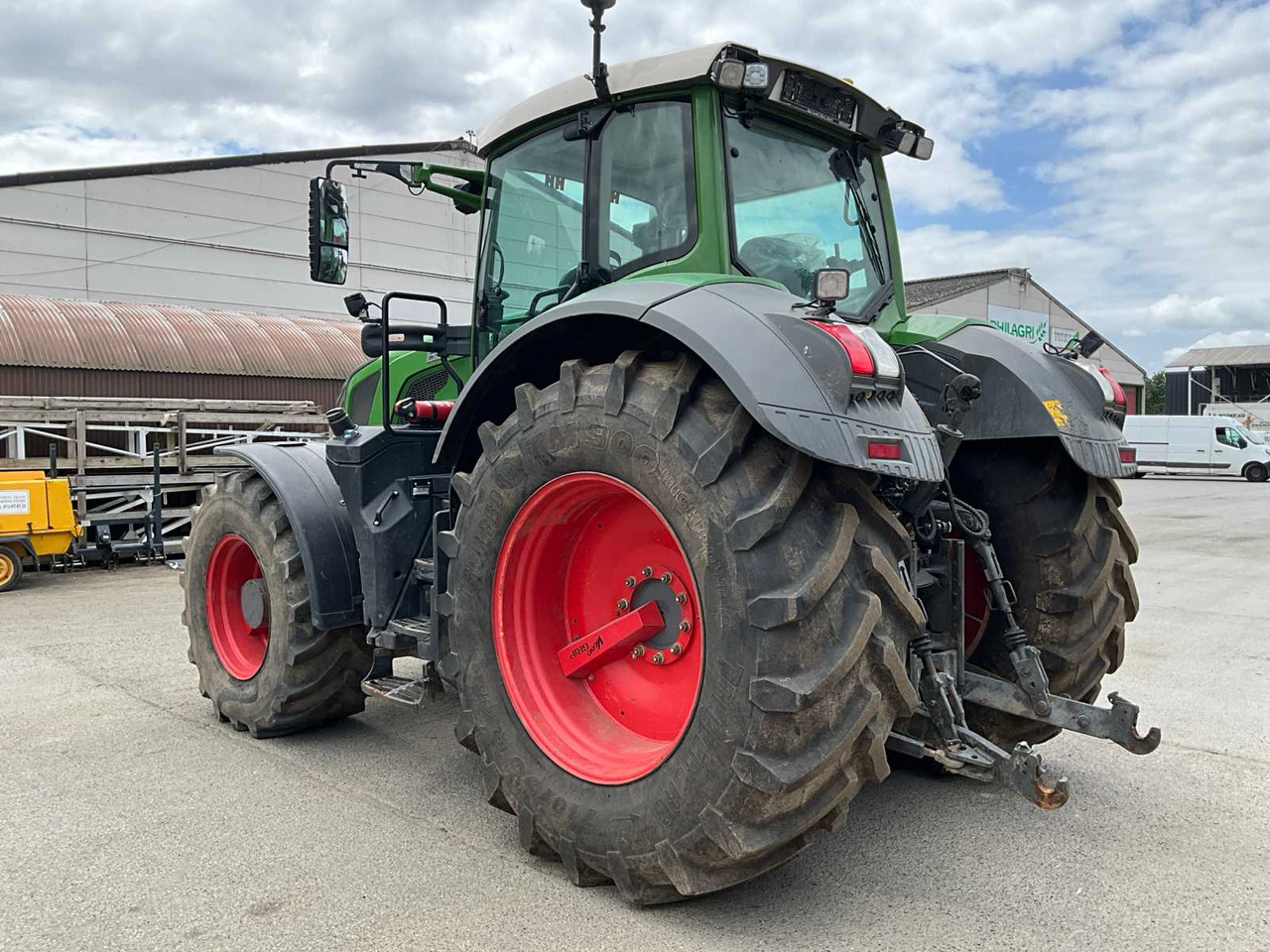 FENDT 828 S4 - Traktor: pilt 5 FENDT 828 S4 - Traktor: pilt 5