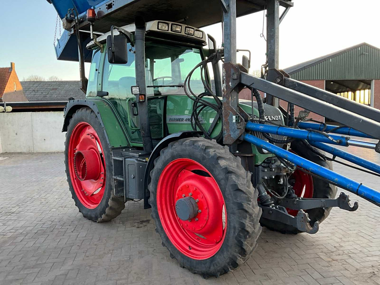 FENDT ALL-WHEEL DRIVE AGRICULTURAL TRACTOR (C) - Traktor: pilt 2 FENDT ALL-WHEEL DRIVE AGRICULTURAL TRACTOR (C) - Traktor: pilt 2